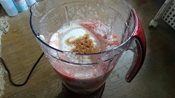 クリームチーズを煉る