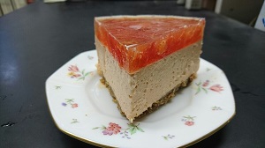 トマトのレアチーズケーキ